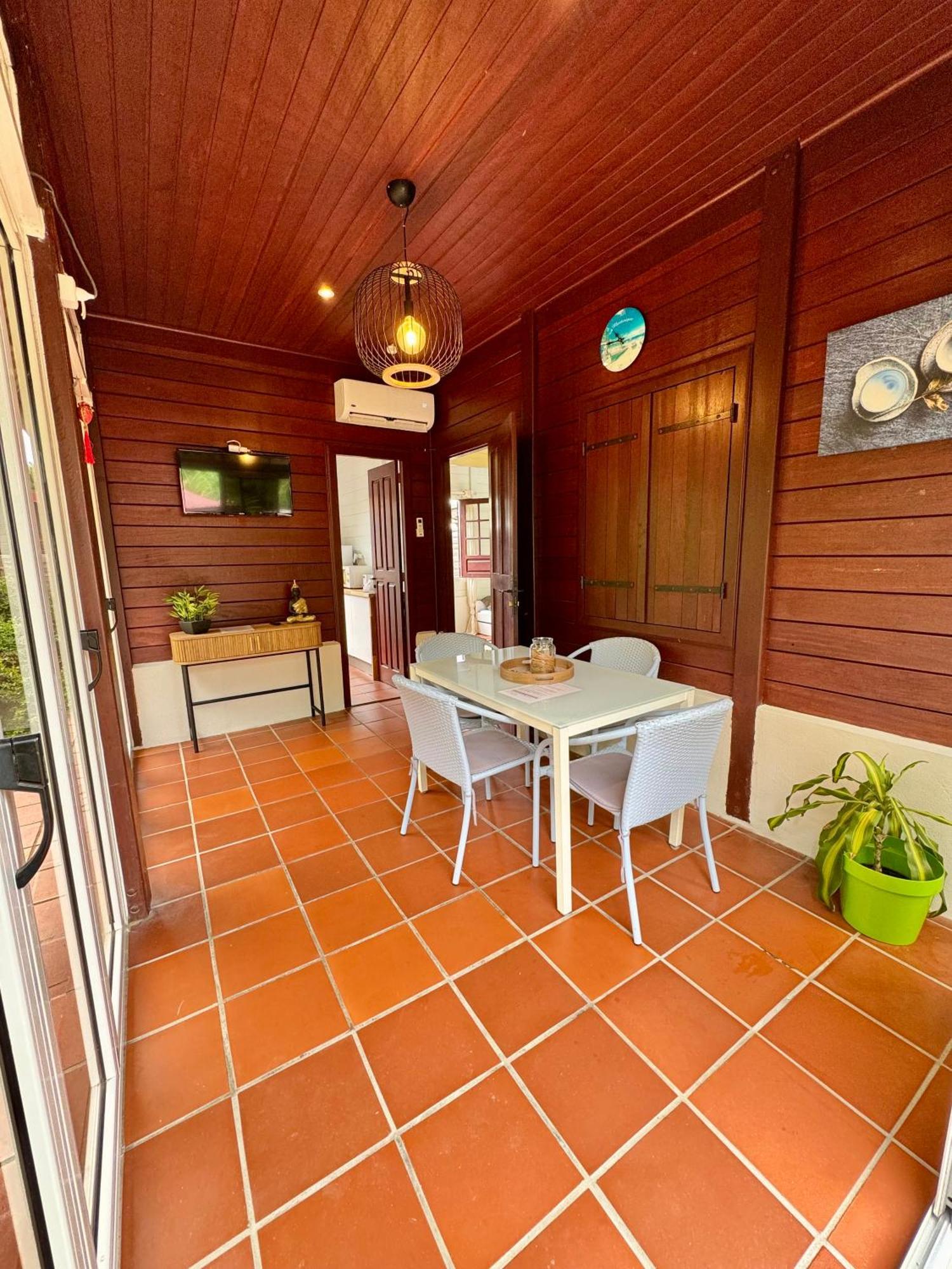 Le Gaspardo , 2 Chambres Climatisees , A 2 Mins A Pied De La Plage , Wifi , Jardin Clos, Parking ,Sans Vis-A-Vis Ле-Карбе Екстер'єр фото